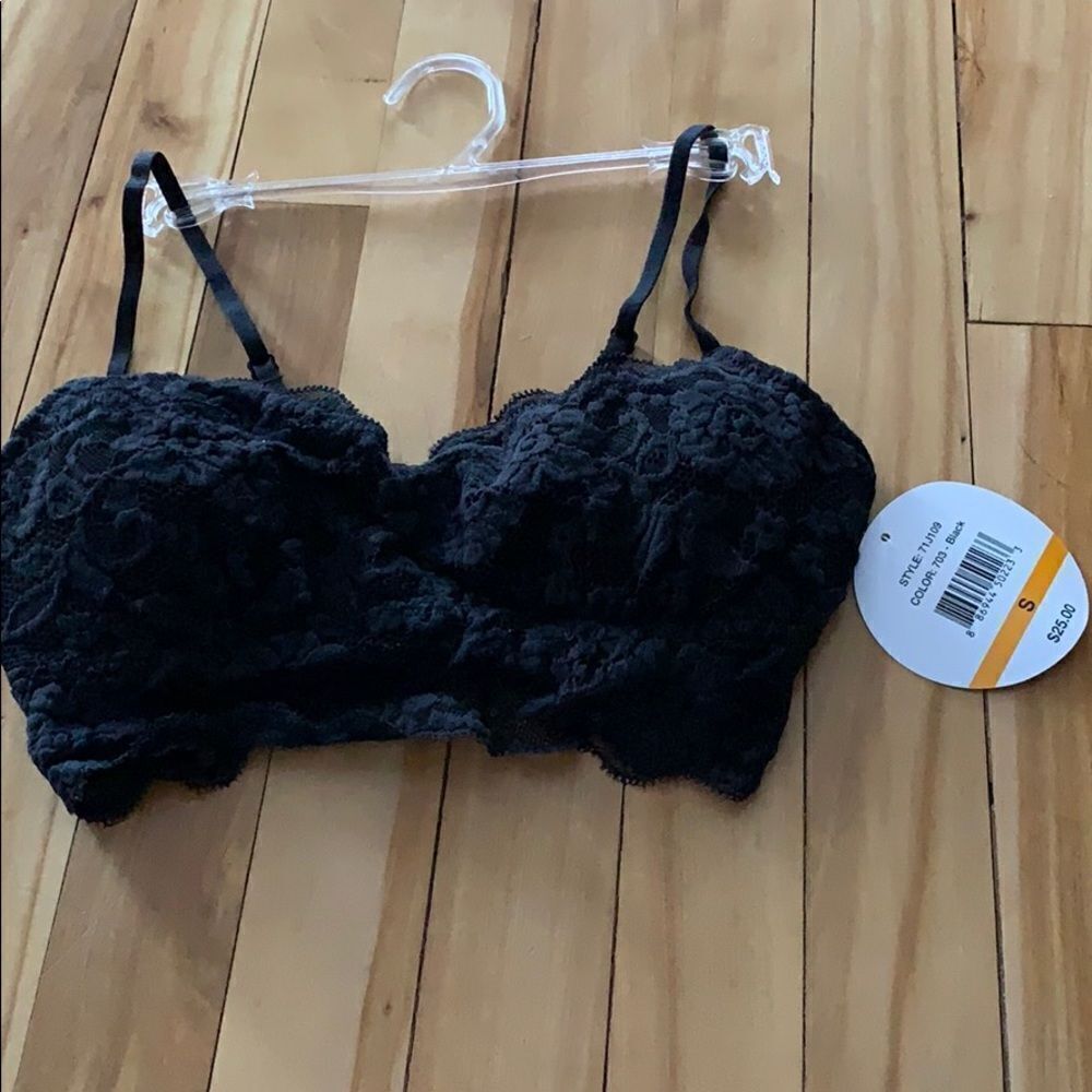Zoe & Bella black lace bralette. Small. NWT.